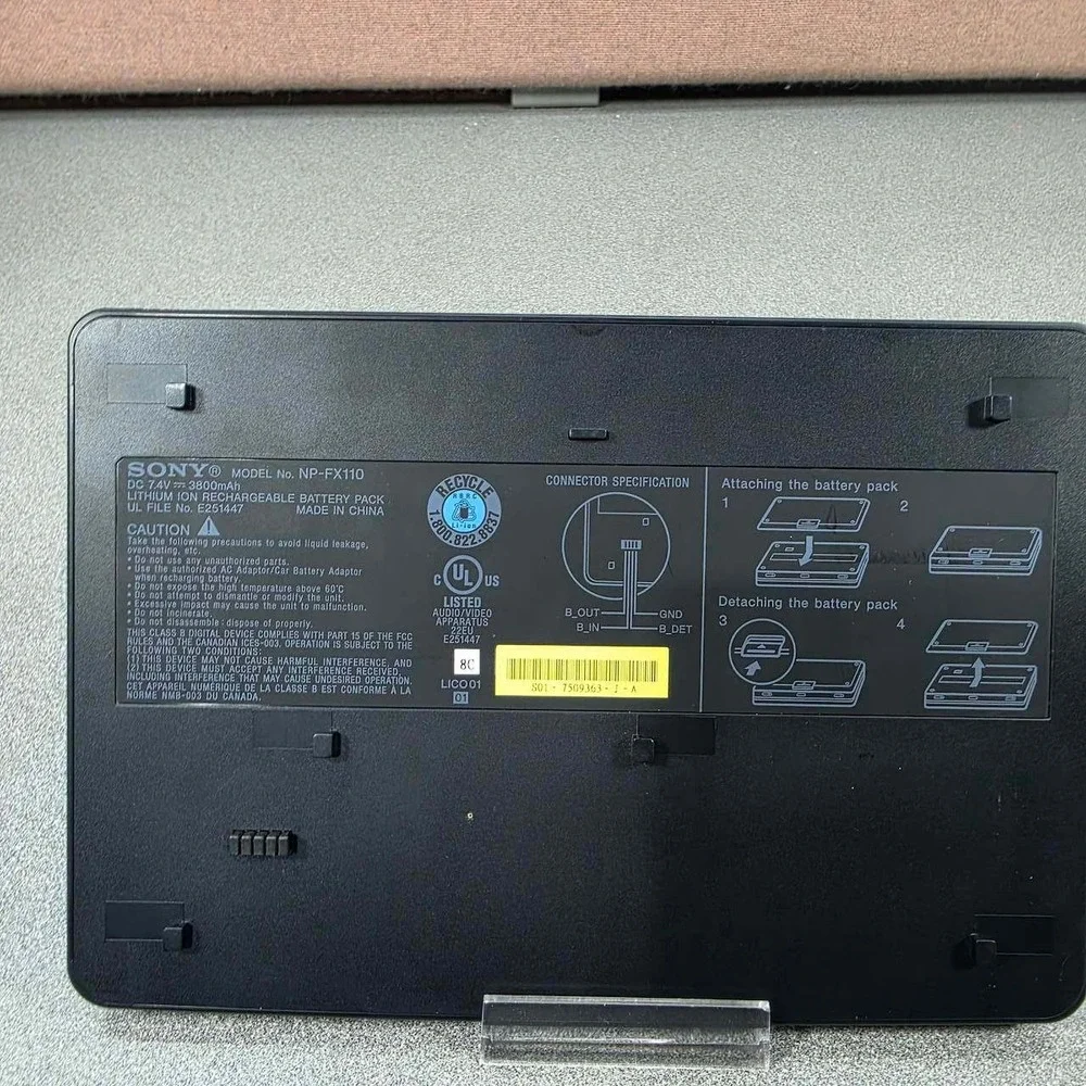 Sony DVP-FX820 Portable DVD Player Red Swivel Screen Widescreen